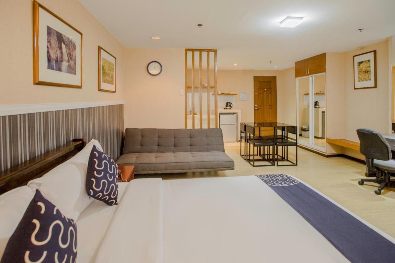Newgrange Condotel Quezon City Ngoại thất bức ảnh