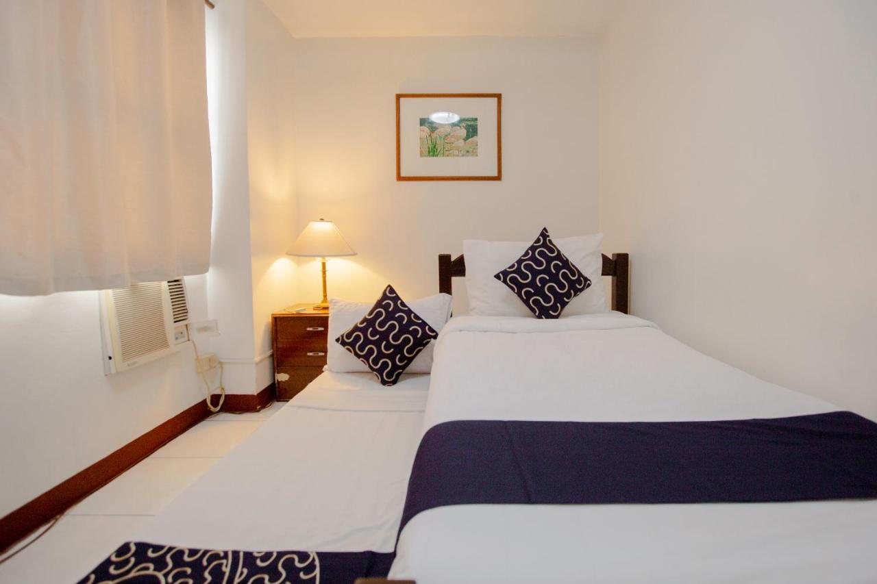Newgrange Condotel Quezon City Ngoại thất bức ảnh