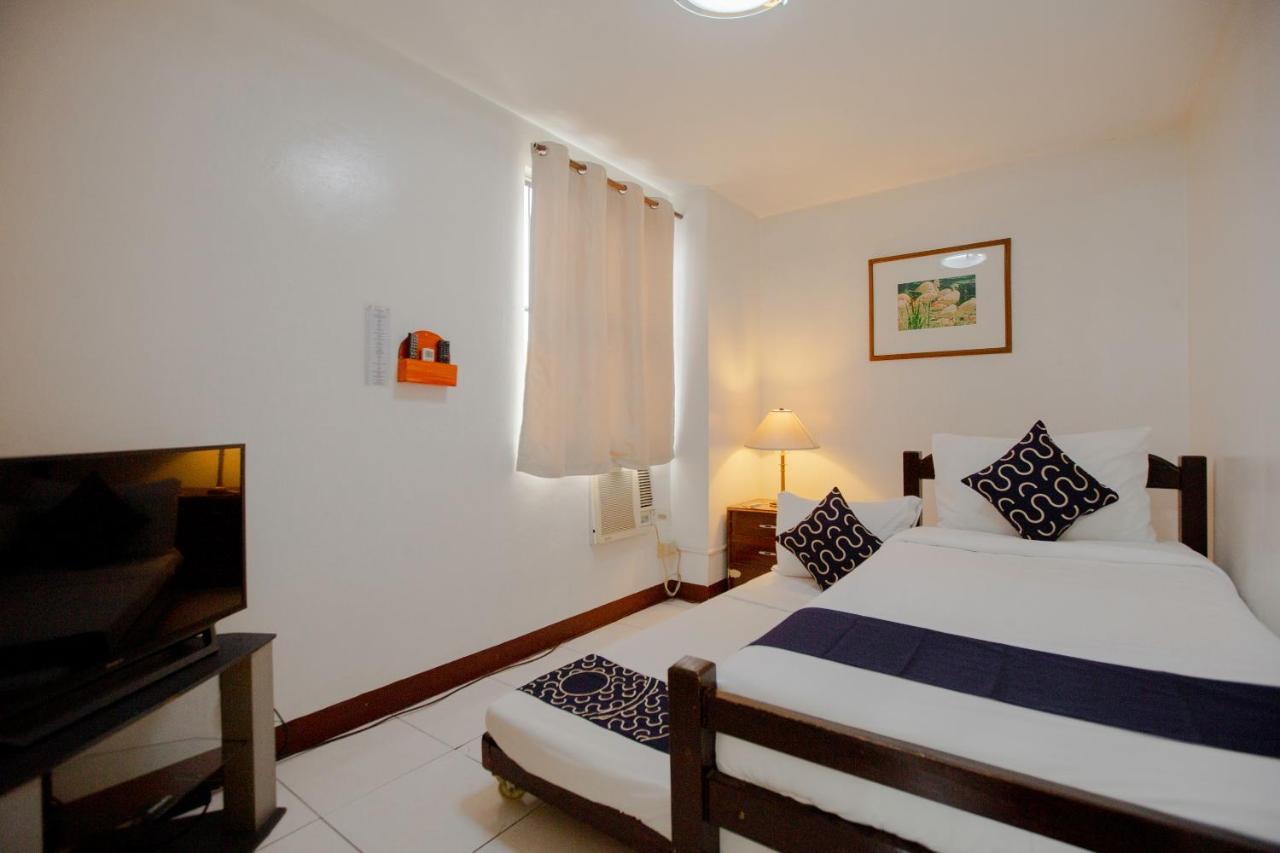 Newgrange Condotel Quezon City Ngoại thất bức ảnh