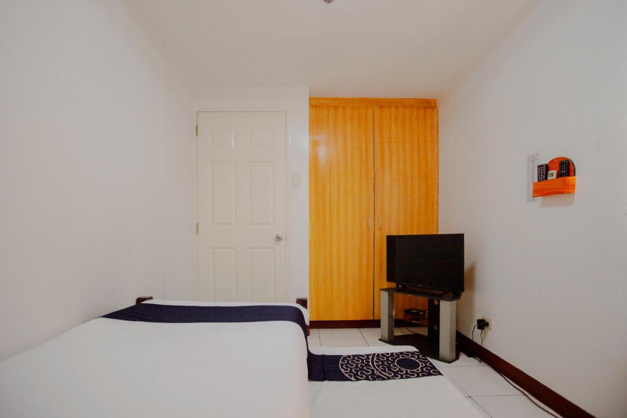 Newgrange Condotel Quezon City Ngoại thất bức ảnh